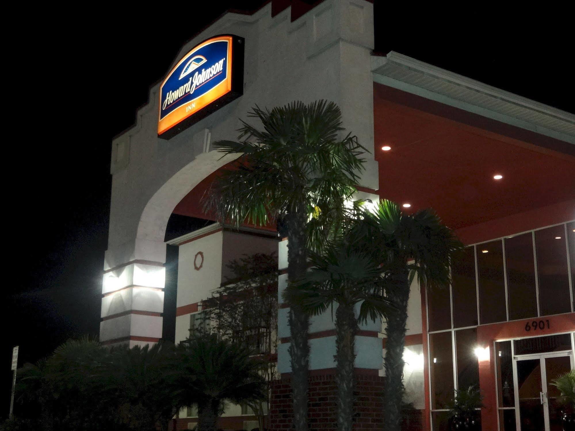 Howard Johnson By Wyndham San Antonio Hotel & Suites Eksteriør bilde