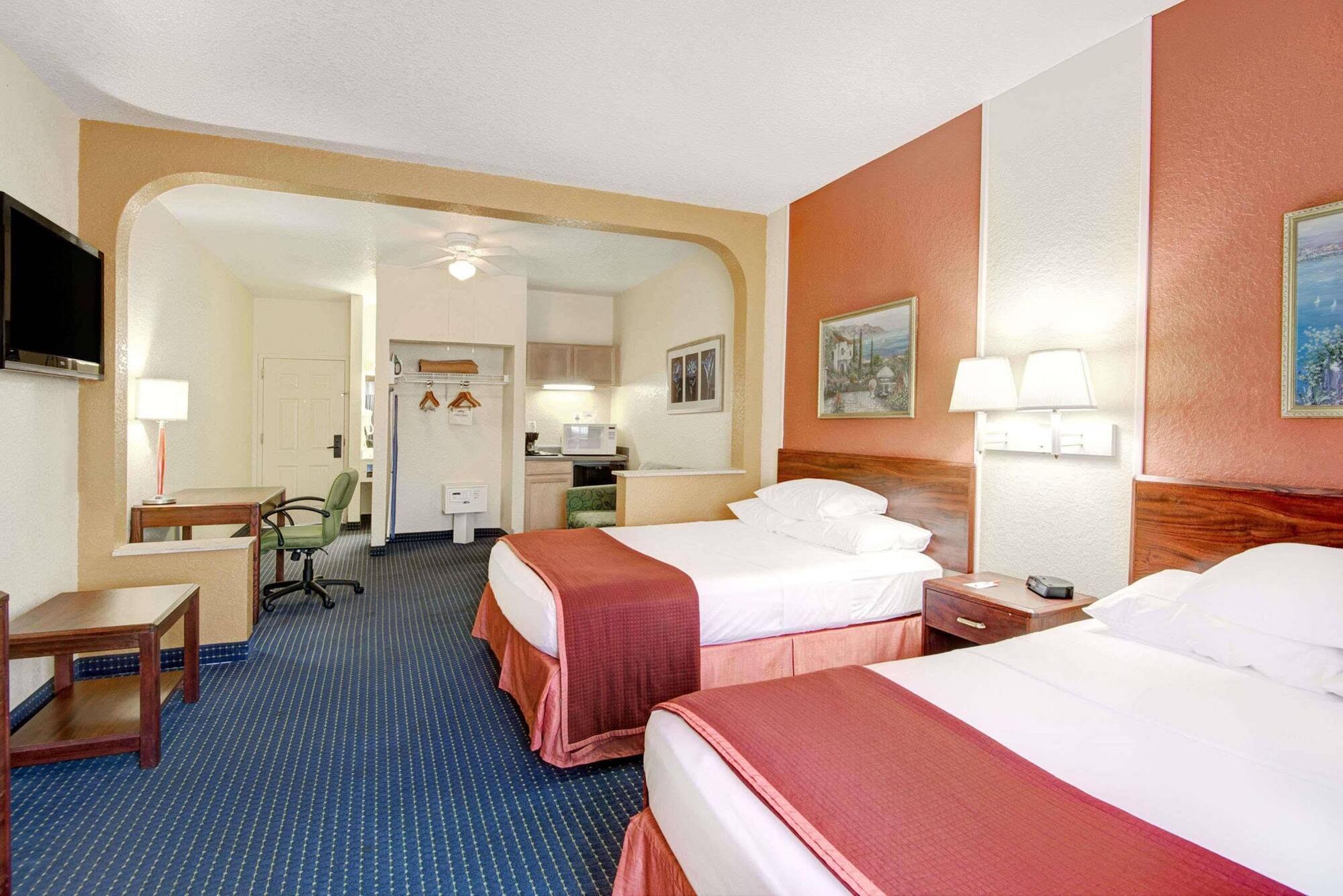 Howard Johnson By Wyndham San Antonio Hotel & Suites Eksteriør bilde