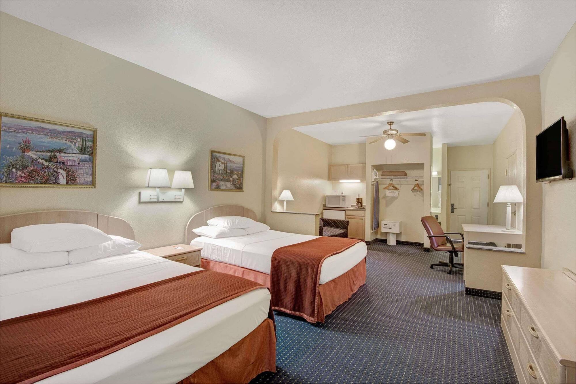 Howard Johnson By Wyndham San Antonio Hotel & Suites Eksteriør bilde